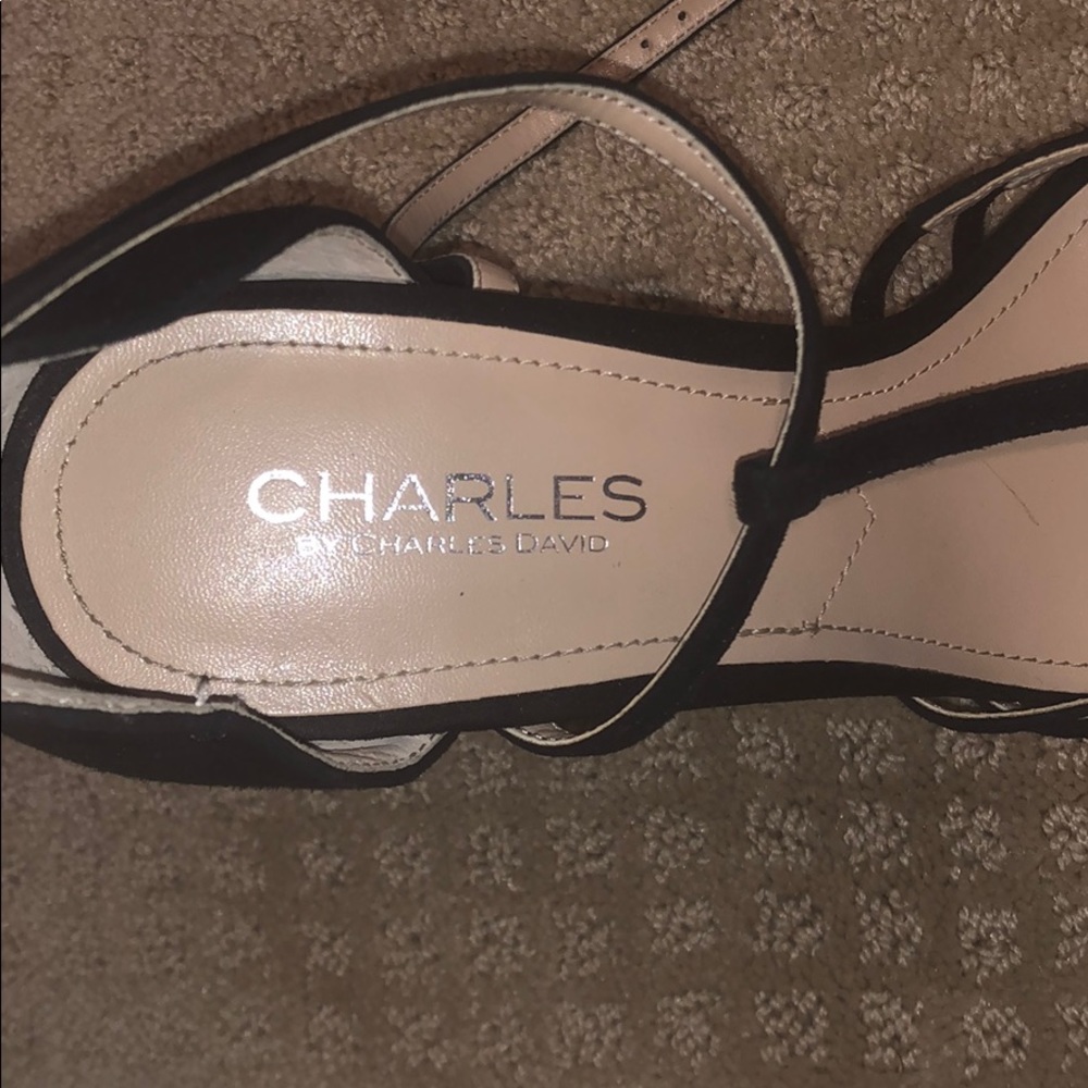 Heels - Picture 3 of 3